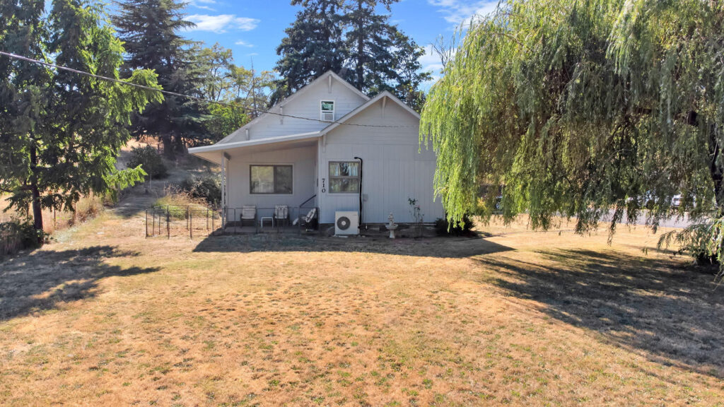 710 N. 8th St, Monroe, OR 97456