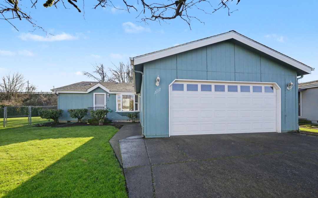 2713 Maia Loop. Springfield, OR 97477 rrr